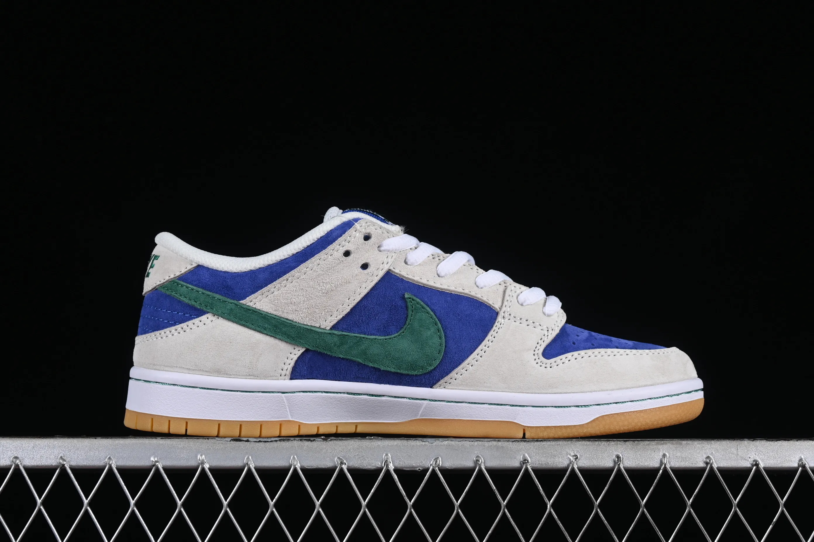 All categories Nk SB Dunk series Nk SB Dunk Low low-top sneakers N version Nk SB Dunk Low "Hyper Royal" Teenage Mutant Ninja Turtles Leonardo SB low-top casual sneakers HF3704-001